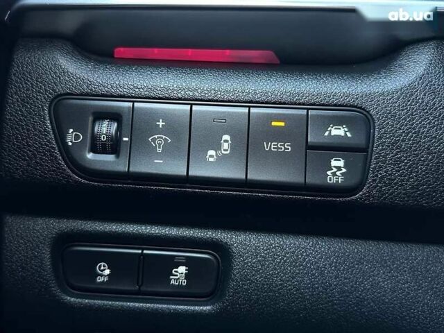 Киа Niro, объемом двигателя 0 л и пробегом 58 тыс. км за 22900 $, фото 6 на Automoto.ua