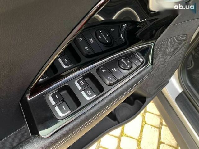 Кіа Niro, об'ємом двигуна 0 л та пробігом 82 тис. км за 18900 $, фото 11 на Automoto.ua