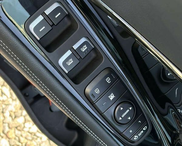 Киа Niro, объемом двигателя 0 л и пробегом 136 тыс. км за 19999 $, фото 10 на Automoto.ua