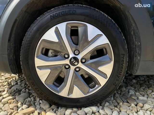 Киа Niro, объемом двигателя 0 л и пробегом 75 тыс. км за 23900 $, фото 22 на Automoto.ua