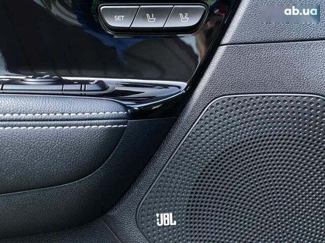 Кіа Niro, об'ємом двигуна 0 л та пробігом 128 тис. км за 19900 $, фото 24 на Automoto.ua