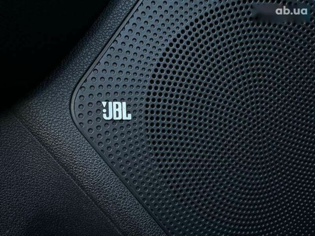 Киа Niro, объемом двигателя 0 л и пробегом 35 тыс. км за 24400 $, фото 6 на Automoto.ua