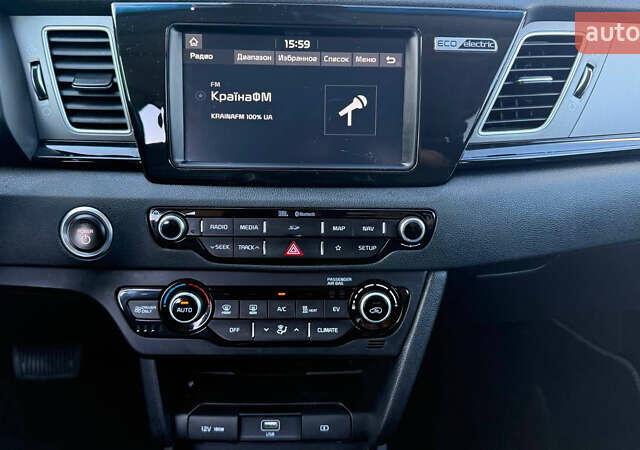 Киа Niro, объемом двигателя 0 л и пробегом 150 тыс. км за 19500 $, фото 13 на Automoto.ua