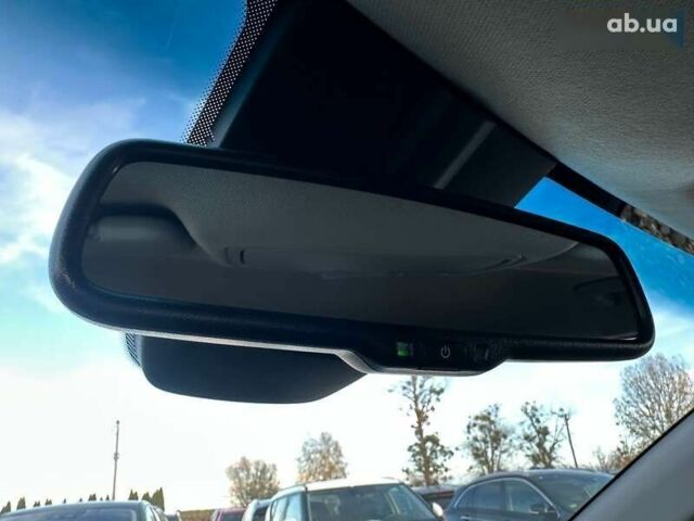 Киа Niro, объемом двигателя 0 л и пробегом 68 тыс. км за 24200 $, фото 11 на Automoto.ua