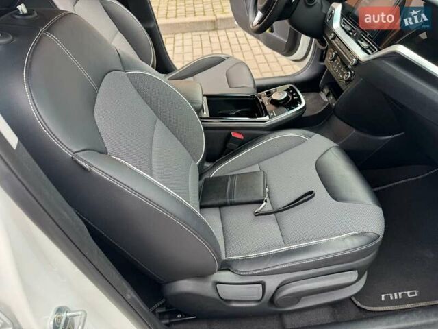 Киа Niro, объемом двигателя 0 л и пробегом 15 тыс. км за 22900 $, фото 9 на Automoto.ua