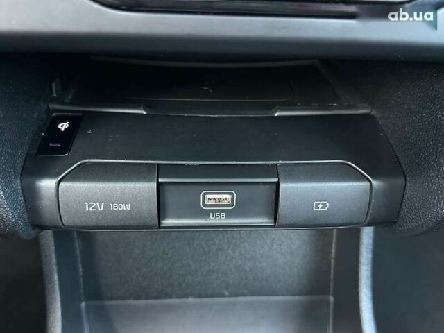 Киа Niro, объемом двигателя 0 л и пробегом 76 тыс. км за 22700 $, фото 21 на Automoto.ua