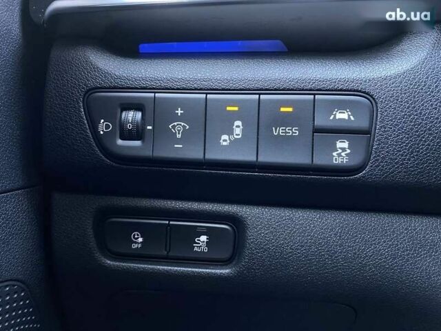 Кіа Niro, об'ємом двигуна 0 л та пробігом 48 тис. км за 23700 $, фото 6 на Automoto.ua