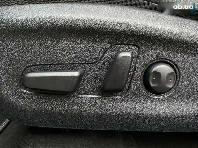 Киа Niro, объемом двигателя 0 л и пробегом 138 тыс. км за 21200 $, фото 13 на Automoto.ua