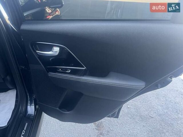 Киа Niro, объемом двигателя 0 л и пробегом 93 тыс. км за 18950 $, фото 42 на Automoto.ua