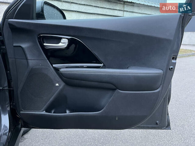 Киа Niro, объемом двигателя 0 л и пробегом 154 тыс. км за 19299 $, фото 26 на Automoto.ua