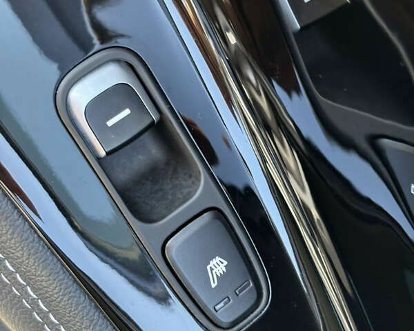 Киа Niro, объемом двигателя 0 л и пробегом 136 тыс. км за 19999 $, фото 25 на Automoto.ua