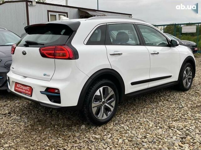 Кіа Niro, об'ємом двигуна 0 л та пробігом 96 тис. км за 19950 $, фото 23 на Automoto.ua