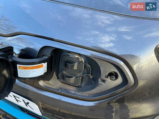 Кіа Niro, об'ємом двигуна 0 л та пробігом 141 тис. км за 18499 $, фото 19 на Automoto.ua