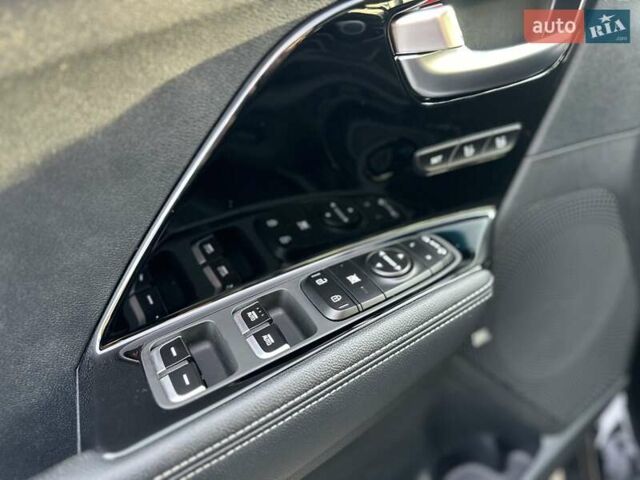Киа Niro, объемом двигателя 0 л и пробегом 114 тыс. км за 21900 $, фото 17 на Automoto.ua
