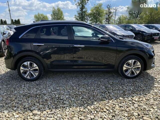 Кіа Niro, об'ємом двигуна 0 л та пробігом 88 тис. км за 21900 $, фото 18 на Automoto.ua