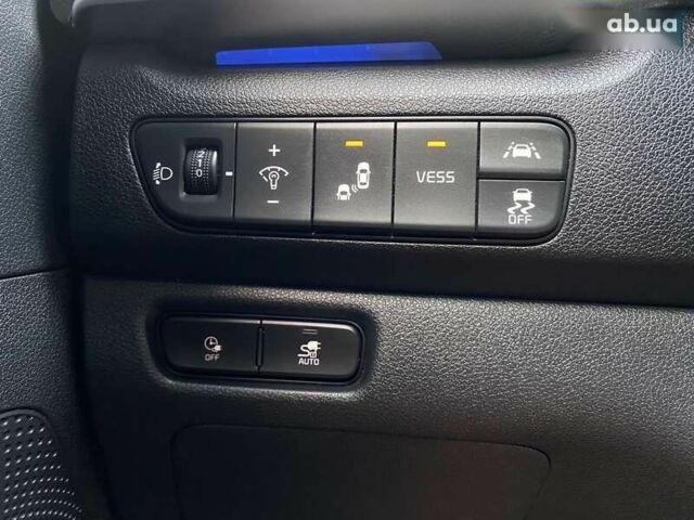 Кіа Niro, об'ємом двигуна 0 л та пробігом 81 тис. км за 21950 $, фото 5 на Automoto.ua