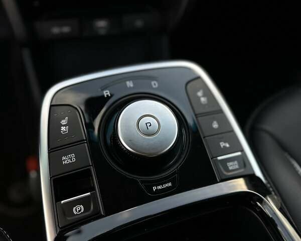 Киа Niro, объемом двигателя 0 л и пробегом 114 тыс. км за 21900 $, фото 27 на Automoto.ua