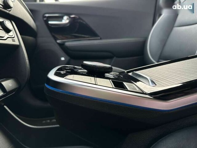Киа Niro, объемом двигателя 0 л и пробегом 61 тыс. км за 23500 $, фото 12 на Automoto.ua