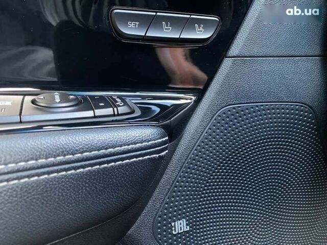 Кіа Niro, об'ємом двигуна 0 л та пробігом 97 тис. км за 20950 $, фото 3 на Automoto.ua