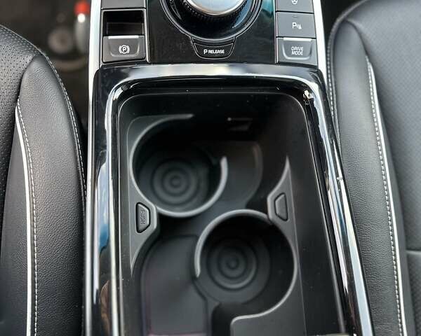 Киа Niro, объемом двигателя 0 л и пробегом 114 тыс. км за 21900 $, фото 26 на Automoto.ua