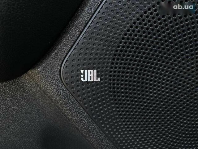 Киа Niro, объемом двигателя 0 л и пробегом 75 тыс. км за 23900 $, фото 2 на Automoto.ua