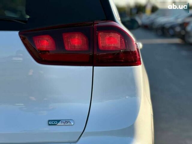 Киа Niro, объемом двигателя 0 л и пробегом 136 тыс. км за 17990 $, фото 8 на Automoto.ua