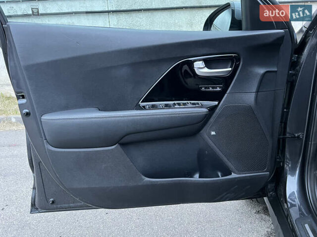 Киа Niro, объемом двигателя 0 л и пробегом 154 тыс. км за 19299 $, фото 10 на Automoto.ua