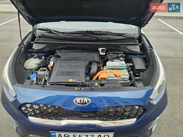 Кіа Niro, об'ємом двигуна 1.6 л та пробігом 211 тис. км за 16499 $, фото 22 на Automoto.ua