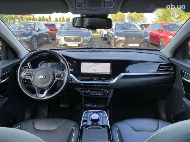 Киа Niro, объемом двигателя 0 л и пробегом 88 тыс. км за 22900 $, фото 2 на Automoto.ua