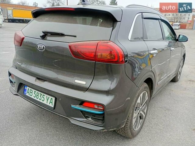 Кіа Niro, об'ємом двигуна 0 л та пробігом 96 тис. км за 19500 $, фото 6 на Automoto.ua