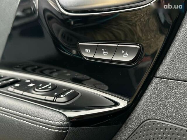 Киа Niro, объемом двигателя 0 л и пробегом 117 тыс. км за 19900 $, фото 5 на Automoto.ua