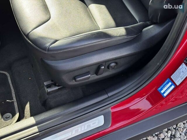 Киа Niro, объемом двигателя 0 л и пробегом 44 тыс. км за 22600 $, фото 18 на Automoto.ua