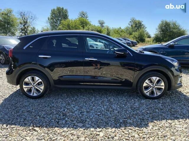 Киа Niro, объемом двигателя 0 л и пробегом 121 тыс. км за 18700 $, фото 15 на Automoto.ua