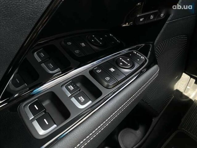 Киа Niro, объемом двигателя 0 л и пробегом 112 тыс. км за 22900 $, фото 25 на Automoto.ua