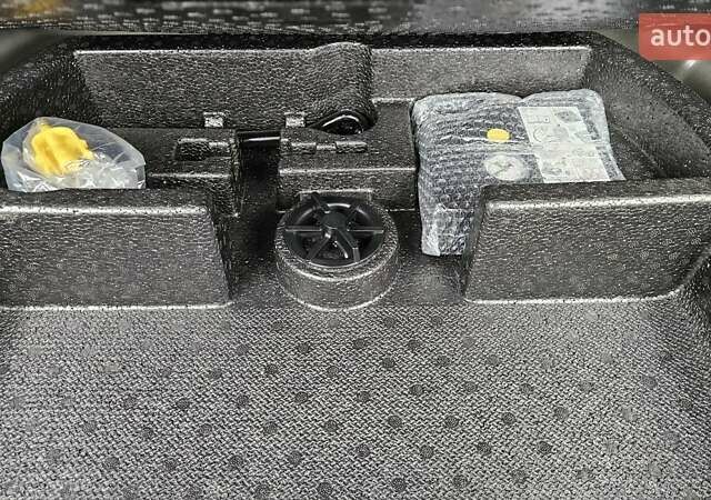 Кіа Niro, об'ємом двигуна 0 л та пробігом 133 тис. км за 19950 $, фото 22 на Automoto.ua