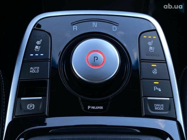 Киа Niro, объемом двигателя 0 л и пробегом 82 тыс. км за 22200 $, фото 7 на Automoto.ua