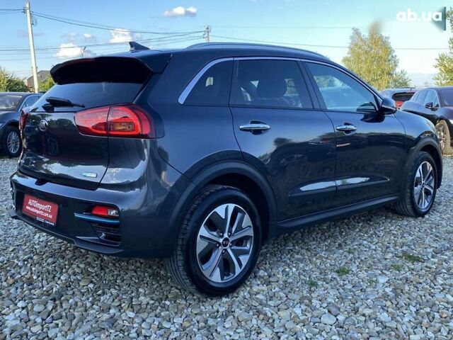 Киа Niro, объемом двигателя 0 л и пробегом 95 тыс. км за 21200 $, фото 22 на Automoto.ua