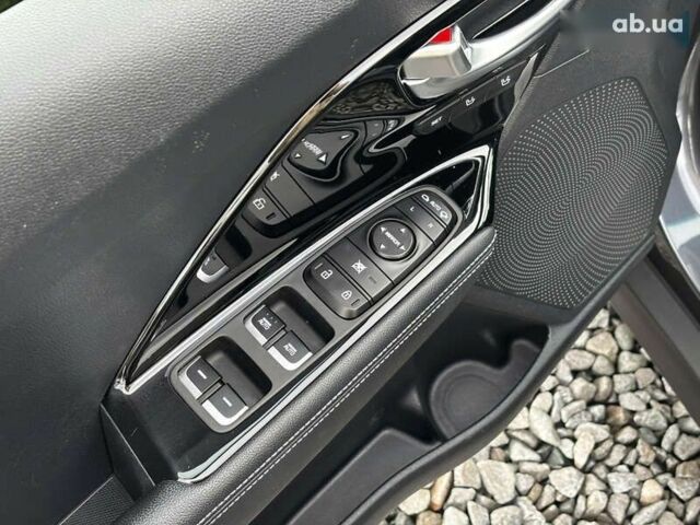 Кіа Niro, об'ємом двигуна 0 л та пробігом 112 тис. км за 19999 $, фото 22 на Automoto.ua