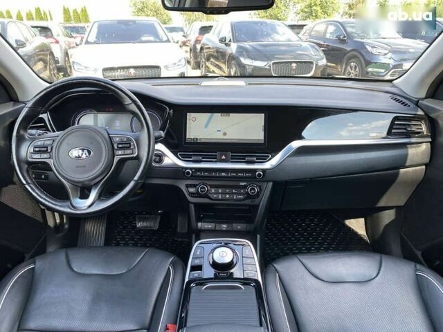 Киа Niro, объемом двигателя 0 л и пробегом 116 тыс. км за 20800 $, фото 3 на Automoto.ua