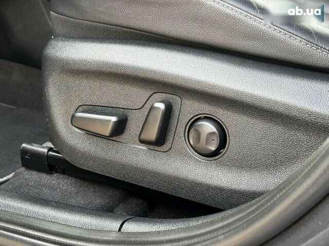 Киа Niro, объемом двигателя 0 л и пробегом 110 тыс. км за 21200 $, фото 28 на Automoto.ua