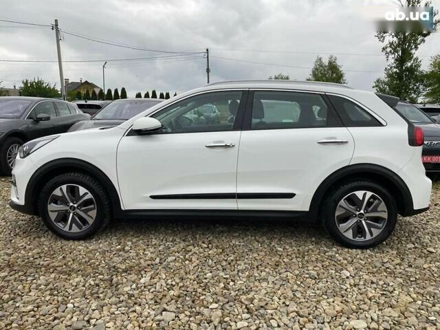 Кіа Niro, об'ємом двигуна 0 л та пробігом 96 тис. км за 19950 $, фото 18 на Automoto.ua