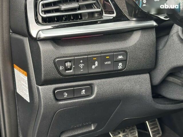 Киа Niro, объемом двигателя 0 л и пробегом 45 тыс. км за 22850 $, фото 19 на Automoto.ua