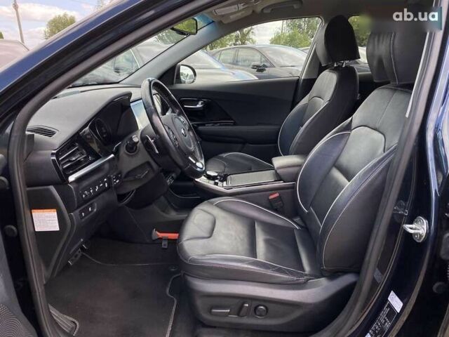 Киа Niro, объемом двигателя 0 л и пробегом 97 тыс. км за 20950 $, фото 29 на Automoto.ua