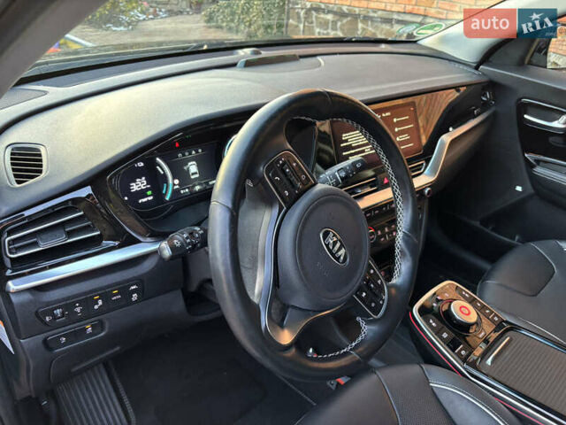 Кіа Niro, об'ємом двигуна 0 л та пробігом 117 тис. км за 19600 $, фото 15 на Automoto.ua