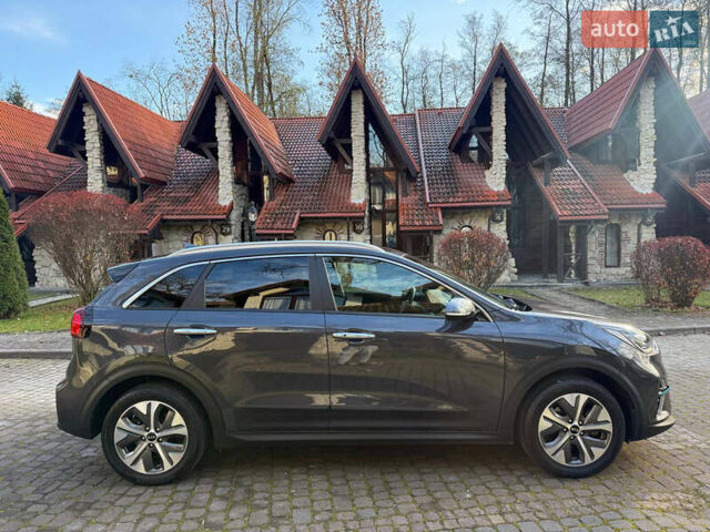 Кіа Niro, об'ємом двигуна 0 л та пробігом 141 тис. км за 18499 $, фото 3 на Automoto.ua