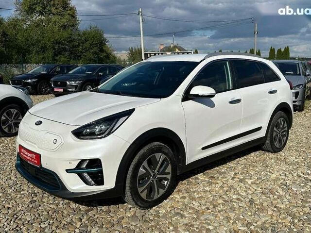Кіа Niro, об'ємом двигуна 0 л та пробігом 62 тис. км за 23400 $, фото 15 на Automoto.ua