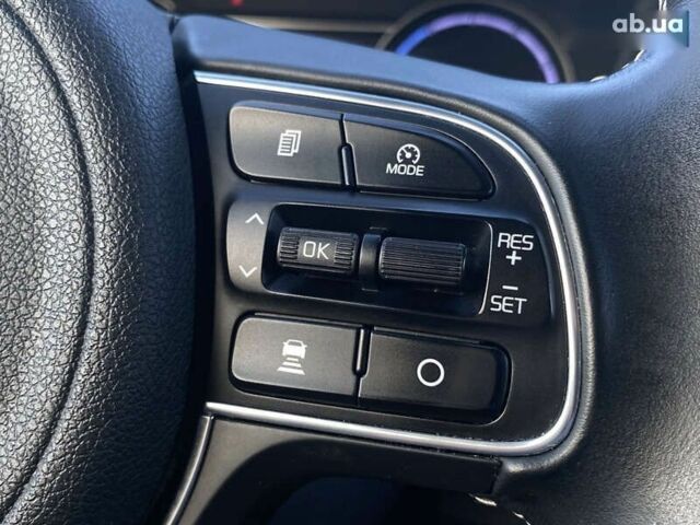 Киа Niro, объемом двигателя 0 л и пробегом 82 тыс. км за 22200 $, фото 12 на Automoto.ua