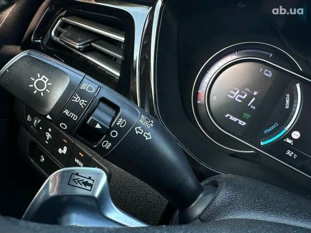 Киа Niro, объемом двигателя 0 л и пробегом 76 тыс. км за 22700 $, фото 28 на Automoto.ua