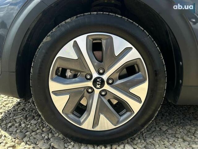 Киа Niro, объемом двигателя 0 л и пробегом 97 тыс. км за 21600 $, фото 6 на Automoto.ua