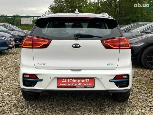 Кіа Niro, об'ємом двигуна 0 л та пробігом 96 тис. км за 19950 $, фото 21 на Automoto.ua